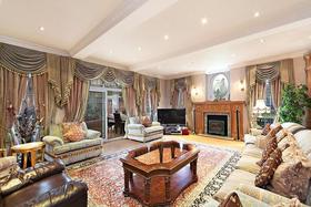 10 bedroom Detached...